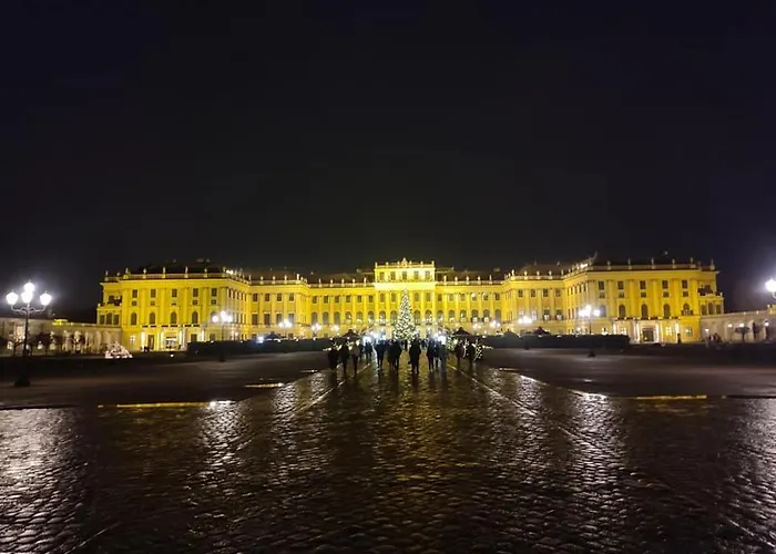 Mariahilfer 5 Min To The Schoenbrunn Palace And Shopping Center *
